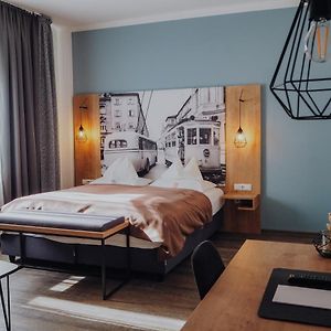 Levy'S Rooms & Breakfast